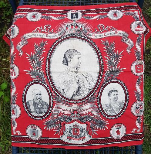 Herdenkingsdoek troonsbestijging Koningin Wilhelmina 1898, Verzamelen, Koninklijk Huis en Royalty, Zo goed als nieuw, Tijdschrift of Boek