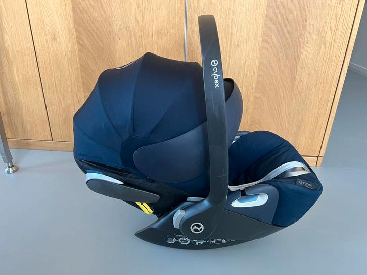 Cybex Cloud Z i-Size blue great condition, Kinderen en Baby's, Autostoeltjes, Zo goed als nieuw, Overige merken, 0 t/m 13 kg, Isofix
