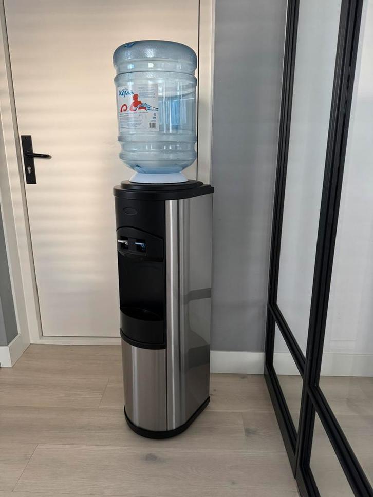 rvs met zwart watercooler/waterkoeler (zgan), Huis en Inrichting, Keuken | Keukenbenodigdheden, Zo goed als nieuw, Ophalen of Verzenden