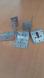 40 stuks hoekanker zonder Ril 60x40x60 mm, Doe-het-zelf en Verbouw, IJzerwaren en Bevestigingsmiddelen, Ophalen of Verzenden, Zo goed als nieuw