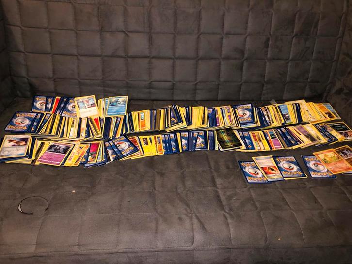 900+ Pokémon Kaarten - Random Pakket!, Hobby en Vrije tijd, Verzamelkaartspellen | Overige, Gebruikt, Meerdere kaarten, Ophalen