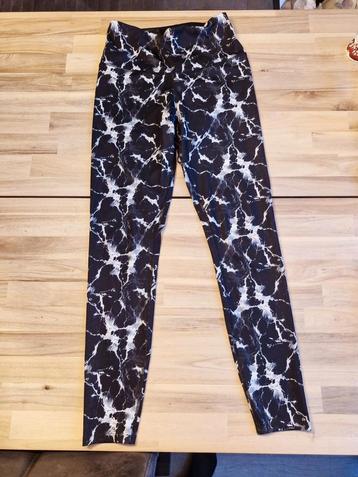 Marmer Sportlegging - Maat S/M beschikbaar voor biedingen
