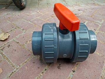 PVC Kogelkraan 90 mm 3 stuks beschikbaar voor biedingen