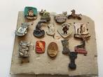 15 dierentuinspeldjes, Verzamelen, Speldjes, Pins en Buttons, Ophalen of Verzenden, Zo goed als nieuw, Sport