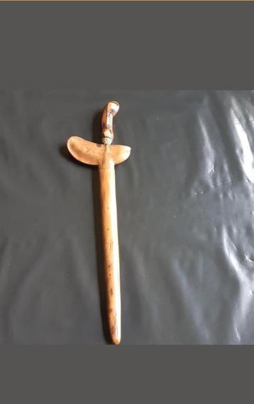 KRIS -KERIS 30 CM LANG  VOOR 100,- EURO beschikbaar voor biedingen