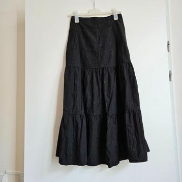 DIY ZGAN zwarte katoenen broderie strokenrok mt 36/38 beschikbaar voor biedingen