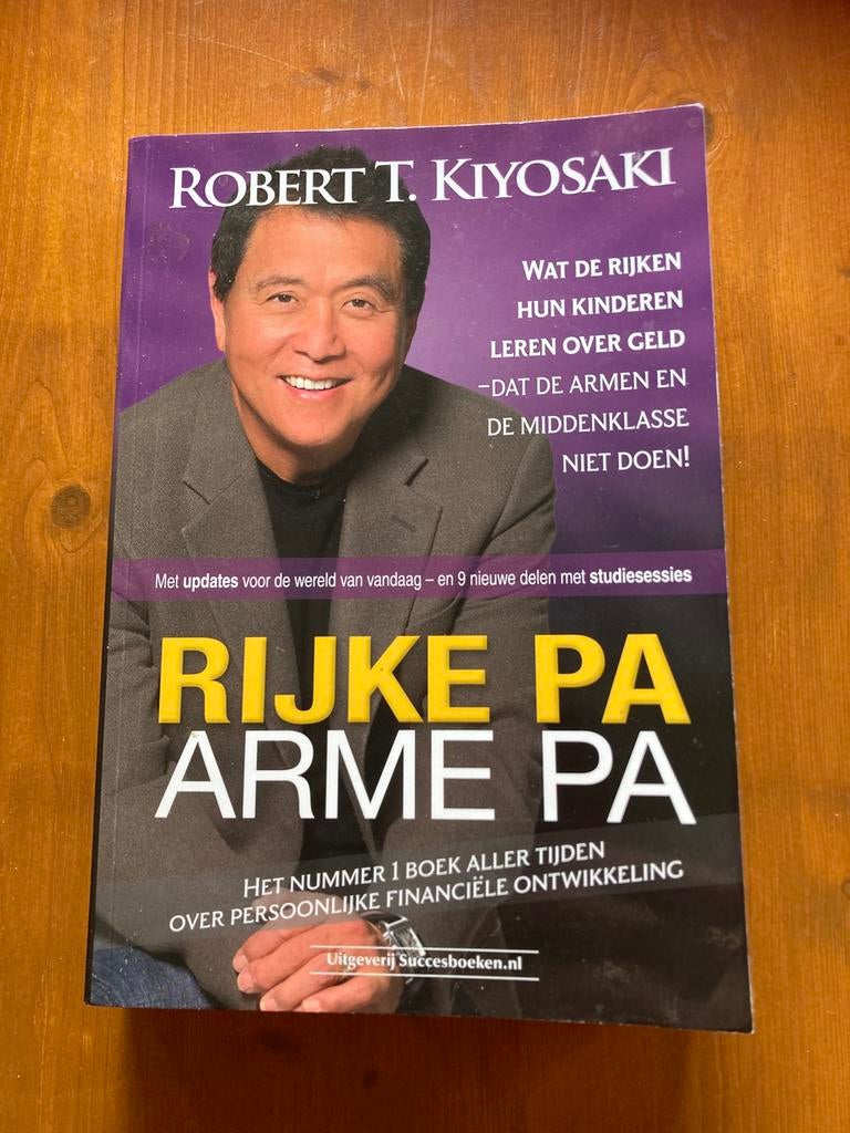 Rijke pa arme pa, Ophalen of Verzenden, Zo goed als nieuw