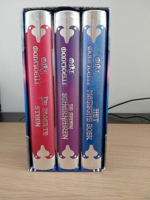 De verborgen vallei Box met alledrie de boeken, Boeken, Kinderboeken | Jeugd | 10 tot 12 jaar, Zo goed als nieuw, Ophalen of Verzenden