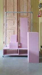 Presentatiemateriaal/ etalagemateriaal/ kledingrek/ zuilen, Ophalen