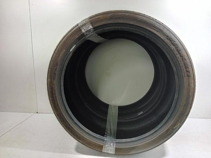 Bandenset 2 stuks Zomer 235/35 R21  Banden 21", Auto-onderdelen, Banden en Velgen, Band(en), Zomerbanden, 21 inch, 235 mm, Gebruikt