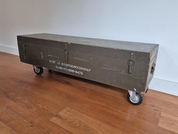 Kist (Leger groen) 139cm x 40cm x 45cm, Huis en Inrichting, Kasten | Overige, Gebruikt, Ophalen