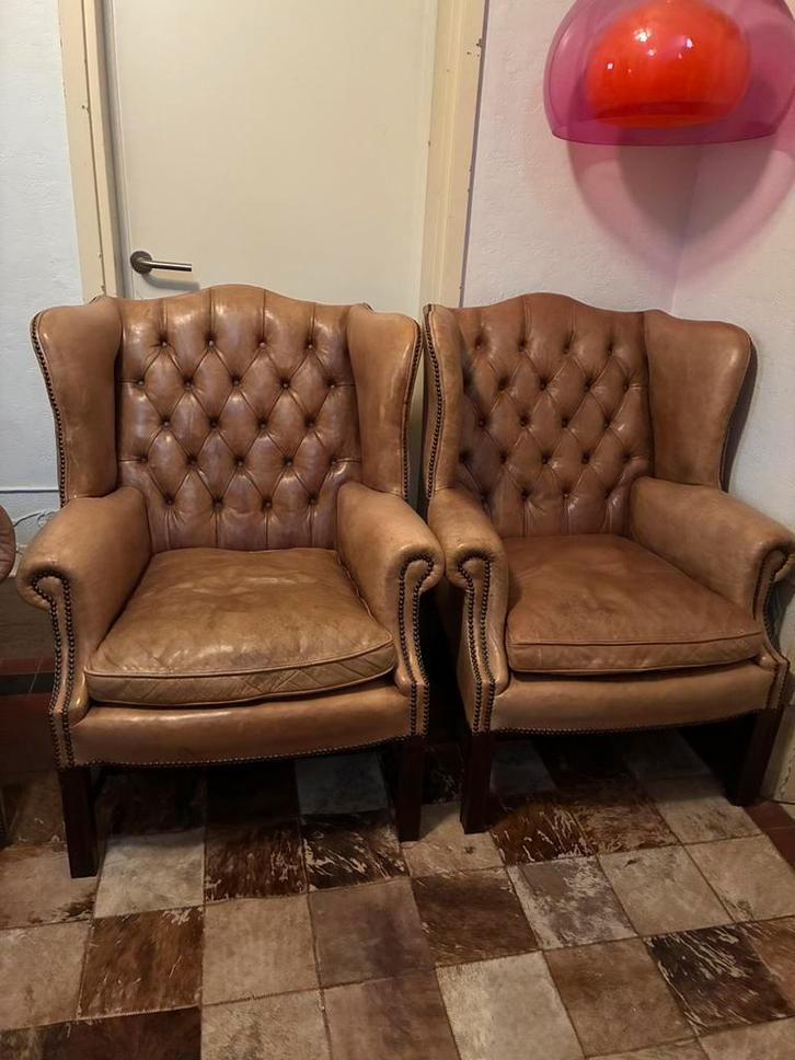 Chesterfield twee oorfauteuils + tweezitter, Huis en Inrichting, Fauteuils, Minder dan 50 cm, Ophalen