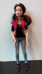 Barbie met mooie details 2009, Ophalen of Verzenden, Zo goed als nieuw, Barbie