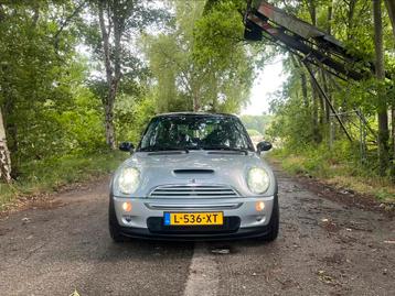 Nette Mini Cooper S met nieuwe apk beschikbaar voor biedingen