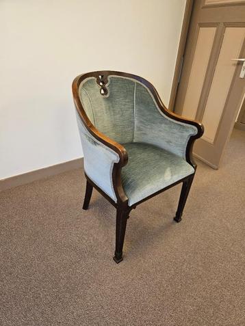 Antieke fauteuil (los) beschikbaar voor biedingen