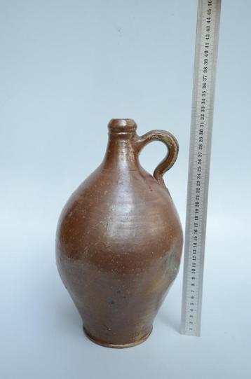 forse steengoed fles 18de eeuw? beschikbaar voor biedingen