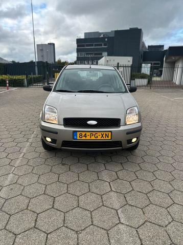 Ford Fusion 1.4 16V 2004 Grijs Nw Apk ! beschikbaar voor biedingen