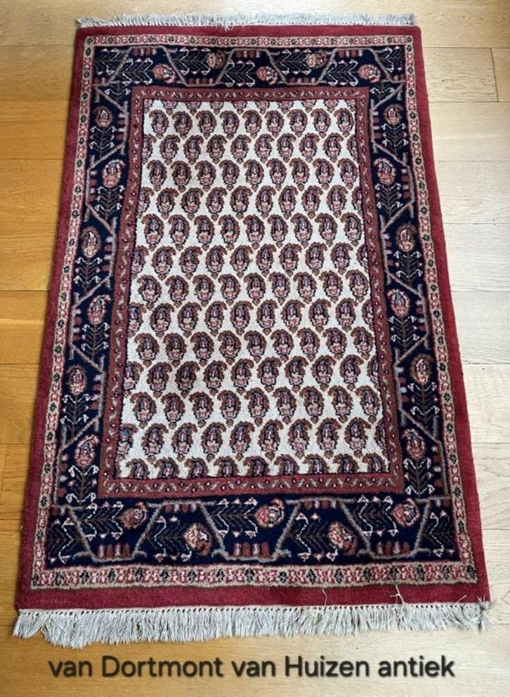 Klein perzisch tapijt, Antiek en Kunst, Antiek | Kleden en Textiel, Ophalen