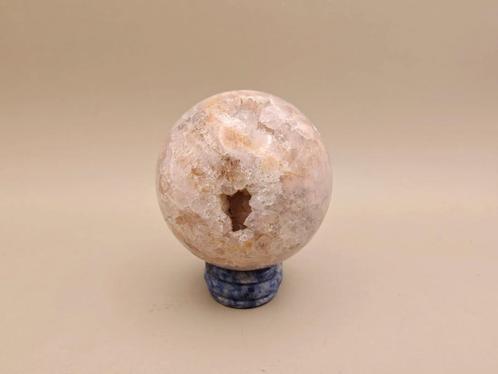 Roze Amethist Bol - 252 gram - 5,5 cm met pastel tinten, Verzamelen, Mineralen en Fossielen, Mineraal, Ophalen of Verzenden