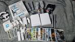 Nintendo Wii, 2x, zien er heel netjes uit, Ophalen of Verzenden, Zo goed als nieuw, Met 2 controllers