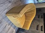 Stoel geel velours / velvet, Huis en Inrichting, Stoelen, Ophalen, Overige kleuren, Zo goed als nieuw, Eén