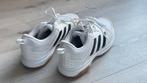 Zaal schoenen Adidas maat 43 1/3, Ophalen of Verzenden, Zo goed als nieuw, Schoenen
