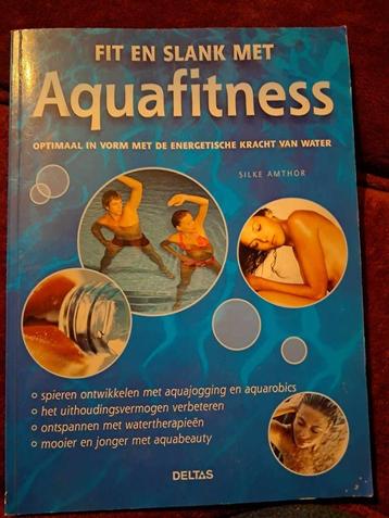 Fit en slank met aquafitness beschikbaar voor biedingen