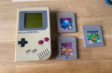 Gameboy classic met 3 spellen beschikbaar voor biedingen