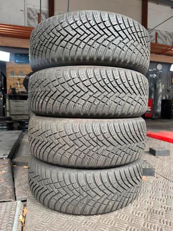 Set hankook winterbanden 215/60/16, 215-60-16, 215 60 16 beschikbaar voor biedingen