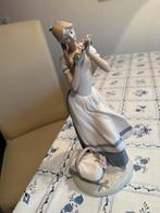Franklin mint Cecilia the carnation maiden, Verzamelen, Beelden en Beeldjes, Verzenden, Nieuw, Mens