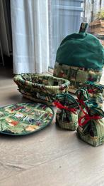 Broodmandje, eierwarmer en theemuts, Ophalen, Gebruikt, Groen, Overige typen