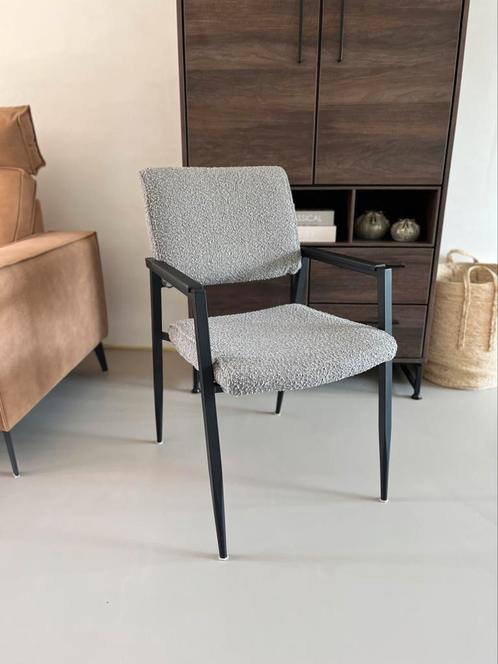 Armstoel/eetstoel Jisca Pronto wonen, Huis en Inrichting, Stoelen, Zo goed als nieuw, Eén, Stof, Overige kleuren, Ophalen