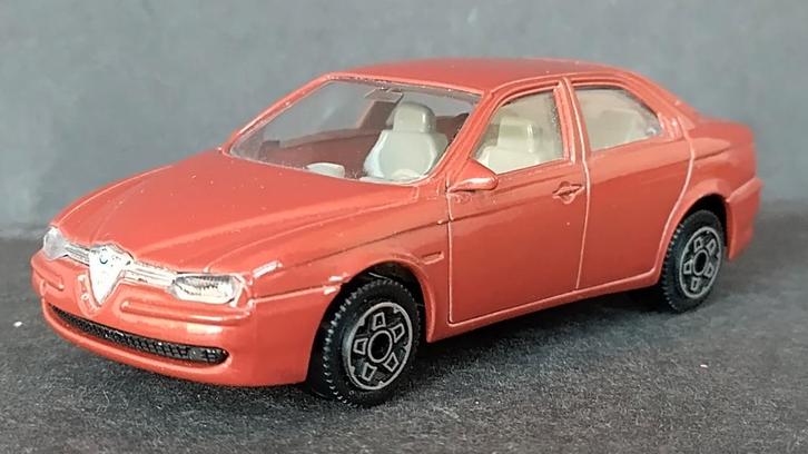 Alfa Romeo 156 1:43 Bburago Burago Pol, Hobby en Vrije tijd, Modelauto's | 1:43, Zo goed als nieuw, Auto, Ophalen of Verzenden
