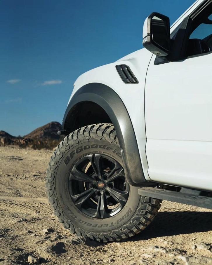 BST Tuff TEK velgenset Ford F150 / Raptor (2009+), Auto-onderdelen, Banden en Velgen, Velg(en), All Season, 20 inch, 245 mm, Terreinwagen