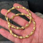 14k gouden wokkels oorbellen creolen nieuw, Ophalen of Verzenden, Zo goed als nieuw, Goud