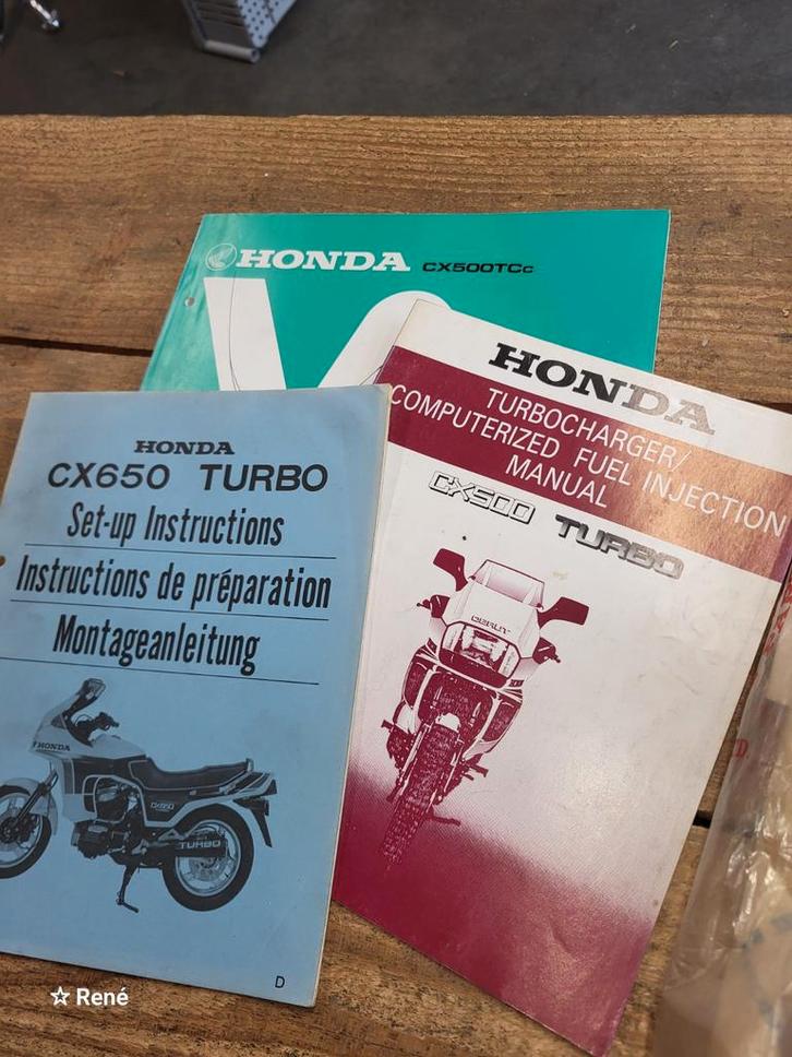 Honda CX500 Turbo Handleidingen, Motoren, Handleidingen en Instructieboekjes, Honda, Ophalen of Verzenden