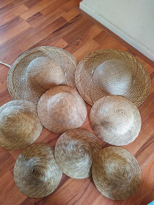 8 rieten hoedjes., Kleding | Dames, Hoeden en Petten, Zo goed als nieuw, Ophalen of Verzenden
