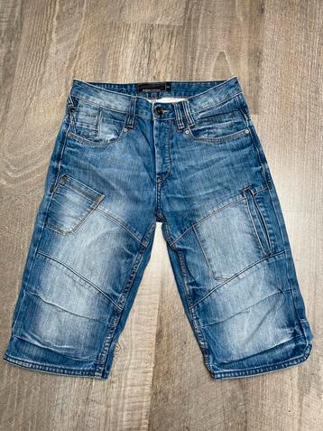 Drie kwart spijkerbroek maat 176/xs beschikbaar voor biedingen