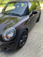 Mini Mini Clubman 1.6 One leder navi cc control zeer mooie, Auto's, Mini, Euro 5, Gebruikt, Clubman, 4 cilinders