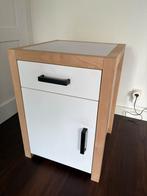 Nachtkastje, Ophalen, Minder dan 50 cm, Nieuw, Met lade(s)