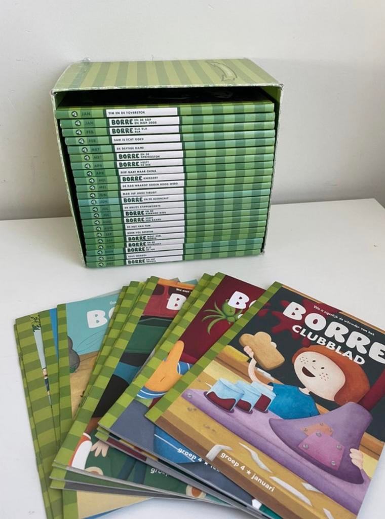 Borre groep 4 gestreepte boekjes met clubblad, Ophalen of Verzenden, Zo goed als nieuw, Fictie algemeen