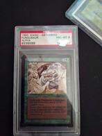 PSA 8 Alpha Fungusaur - Magic: The Gathering, Ophalen of Verzenden, Zo goed als nieuw