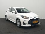 Toyota Yaris 1.5 Hybrid Active - RIJKLAARPRIJS - Achteruitri, Auto's, Toyota, 12 maanden, Gebruikt, Wit, Bedrijf