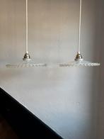 Vintage 2 set Franse wit melkglas glazen kartel hanglamp, Ophalen of Verzenden, Glas, Minder dan 50 cm