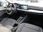 Volkswagen Golf Variant 1.5 eTSI Life Business DSG I Apple/A, Stof, 4 cilinders, 700 kg, Stationwagon