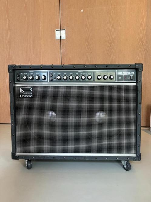 Roland Jazz Chorus JC120, Muziek en Instrumenten, Versterkers | Bas en Gitaar, Gebruikt, Gitaar, 100 watt of meer, Ophalen