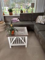 Salon tafel 60/60 cm, Ophalen, Gebruikt, Hout