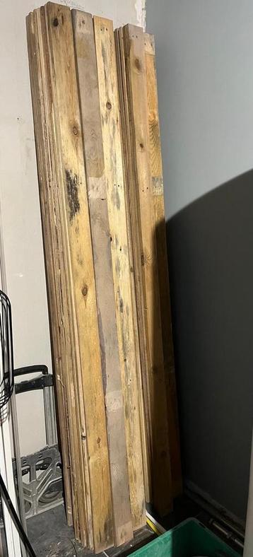 Pellet Planken 235x10x2 - 50 stuks beschikbaar voor biedingen