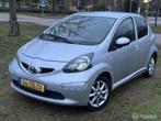 Toyota Aygo 1.0-12V +, Auto's, Voorwielaandrijving, Gebruikt, 4 stoelen, 68 pk