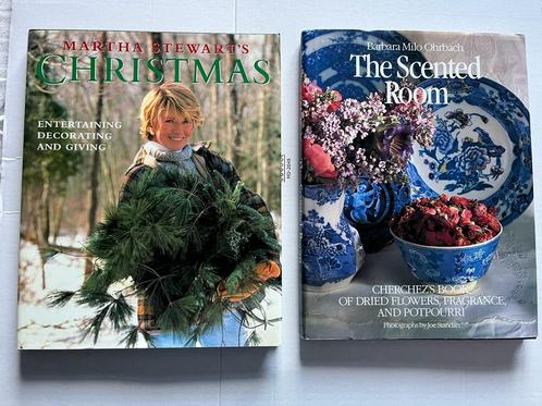 Twee boeken Kerst- en interieurdecoratie met Martha Stewart, Huis en Inrichting, Overige Huis en Inrichting, Zo goed als nieuw